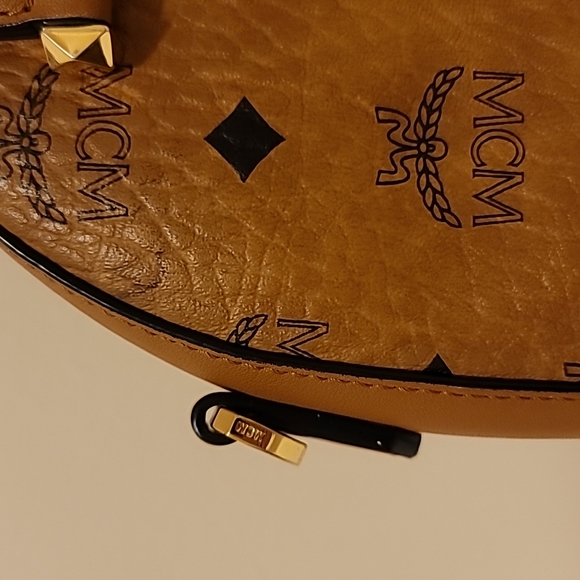 GENUINE 💯  MCM Satchel includes crossbody STRAP! - Picture 13 of 16